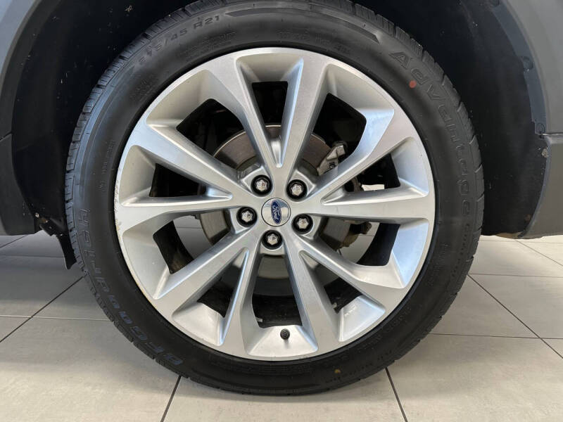 2022 Ford Explorer Platinum