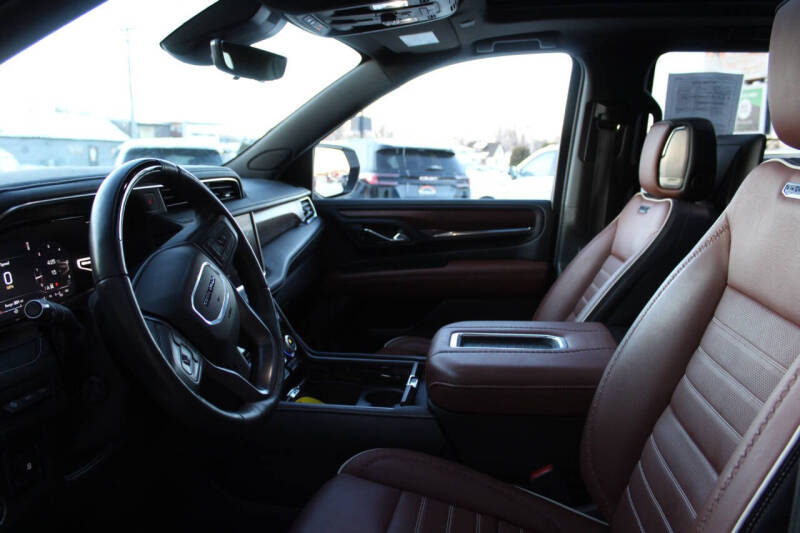 2023 GMC Yukon Denali Ultimate