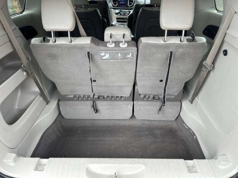 2019 Chrysler Pacifica Touring L Plus