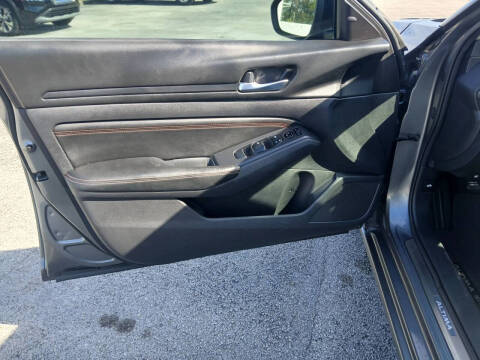 2019 Nissan Altima 2.5 SR