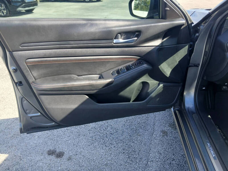 2019 Nissan Altima 2.5 SR