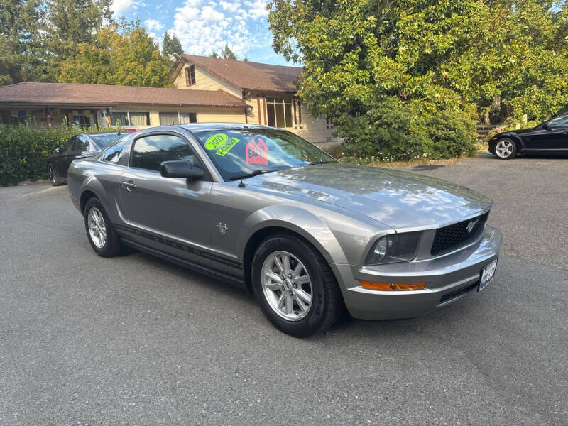 2009 Ford Mustang V6 Deluxe