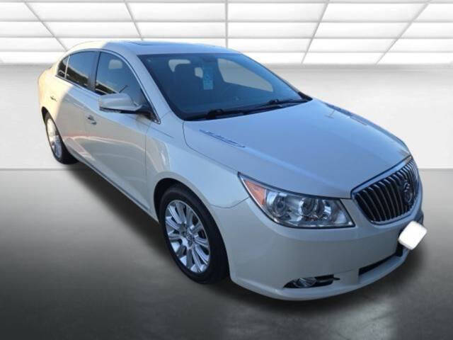2013 Buick LaCrosse's photo