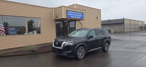 2025 Nissan Pathfinder SV