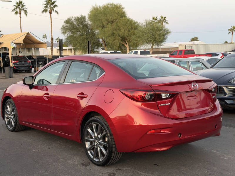 2018 Mazda MAZDA3 Touring