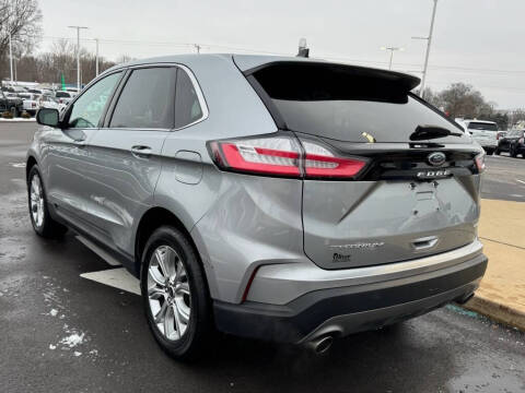 2024 Ford Edge Titanium