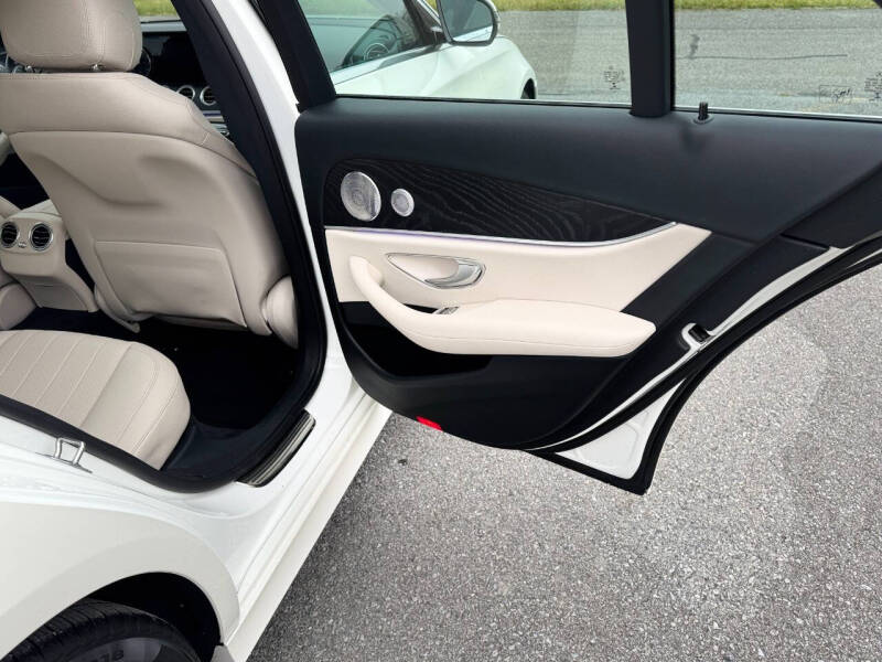 2017 Mercedes-Benz E-Class E 300 4MATIC