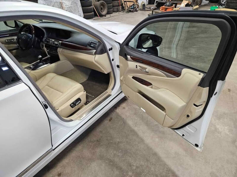 2013 Lexus LS 460