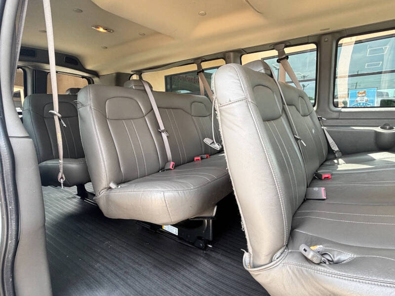 2017 Chevrolet Express LS 3500