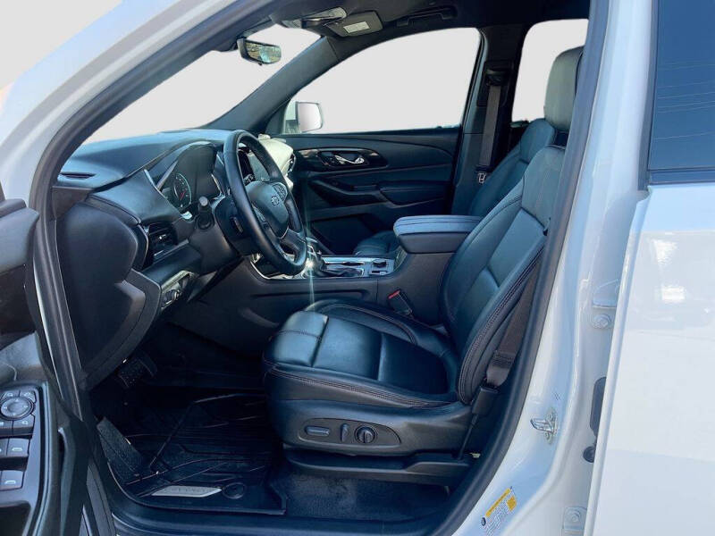 2023 Chevrolet Traverse RS