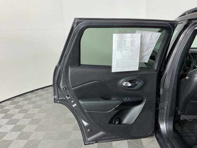 2020 Jeep Cherokee Altitude