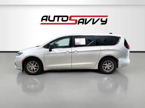 2024 Chrysler Pacifica Touring L