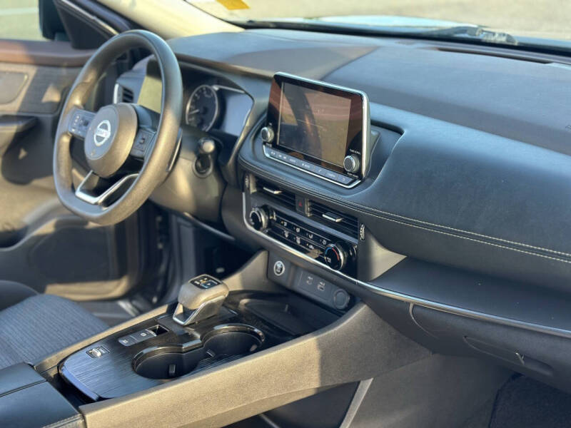 2021 Nissan Rogue S
