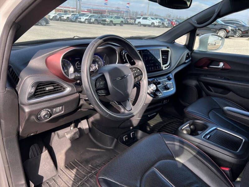 2020 Chrysler Pacifica Limited 35th Anniversary