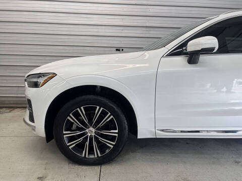 2022 Volvo XC60 B5 Inscription