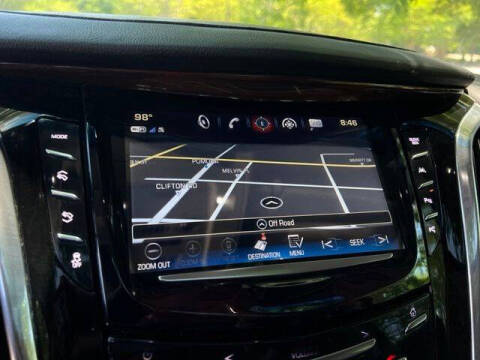 2017 Cadillac Escalade Luxury