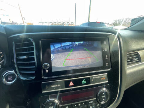 2019 Mitsubishi Outlander SE