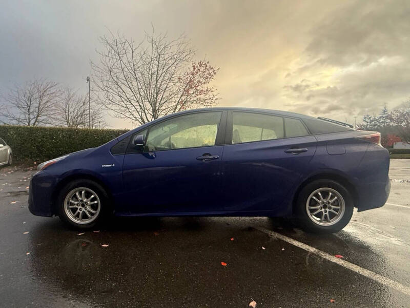 2016 Toyota Prius Two