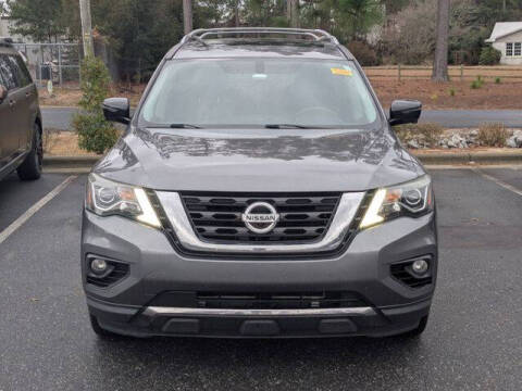 2017 Nissan Pathfinder Platinum