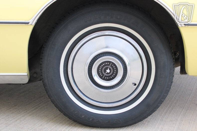 1972 Ford Thunderbird