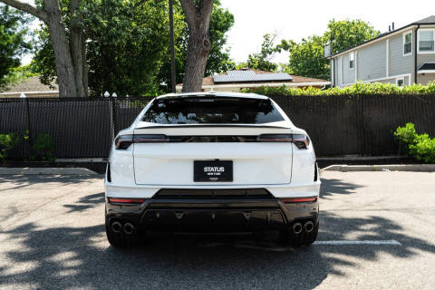 2024 Lamborghini Urus Performante