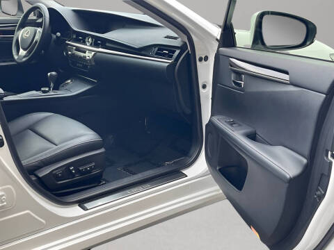 2015 Lexus ES 350