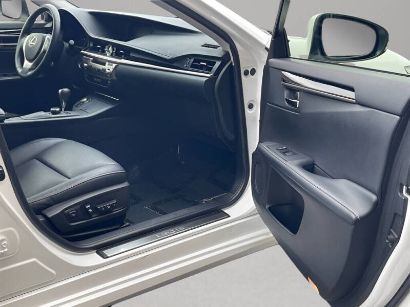 2015 Lexus ES 350