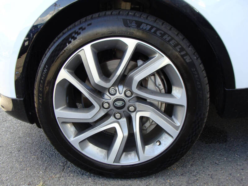 2020 Land Rover Discovery Landmark Edition