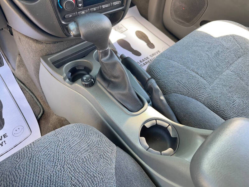 2004 Chevrolet TrailBlazer EXT LT