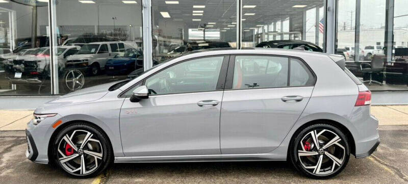 2025 Volkswagen Golf GTI SE
