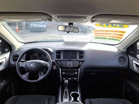 2017 Nissan Pathfinder S