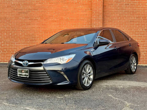 2017 Toyota Camry Hybrid XLE