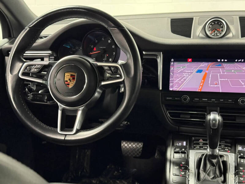 2020 Porsche Macan