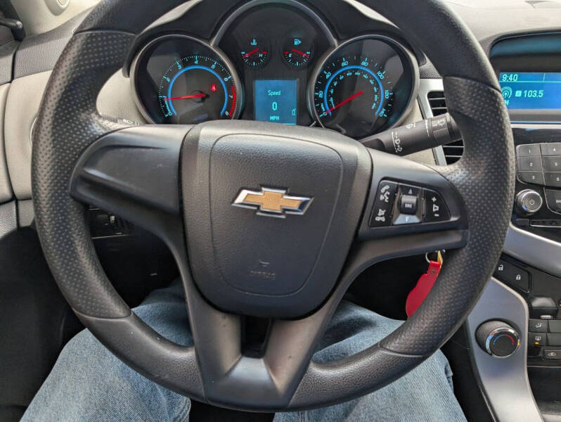 2011 Chevrolet Cruze LS