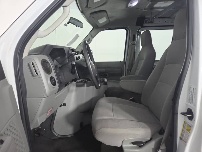 2013 Ford E-Series E-250
