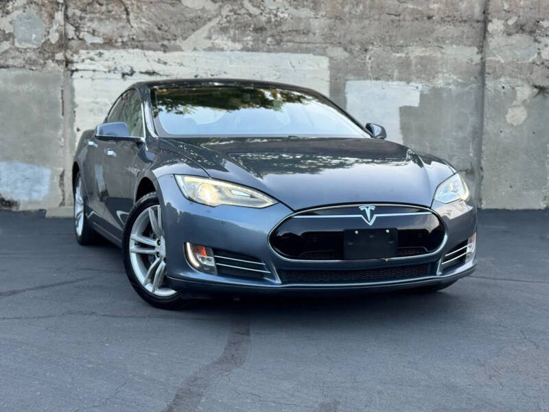 2013 Tesla Model S