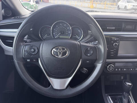 2015 Toyota Corolla LE