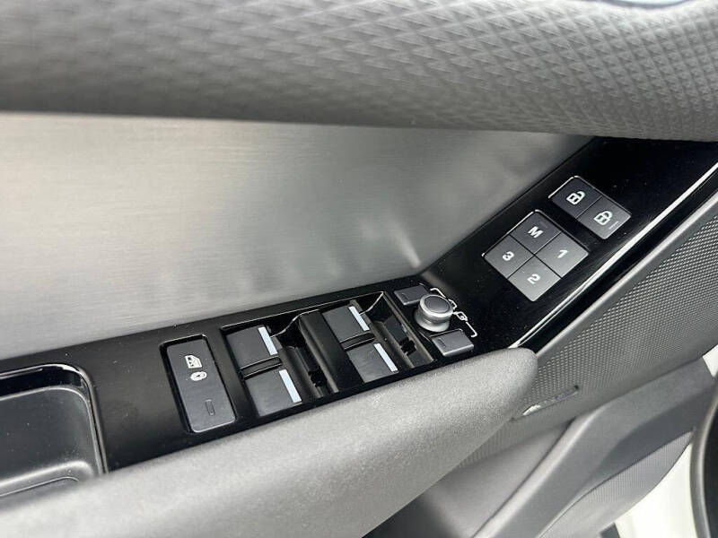 2023 Land Rover Range Rover Velar P250 R-Dynamic S