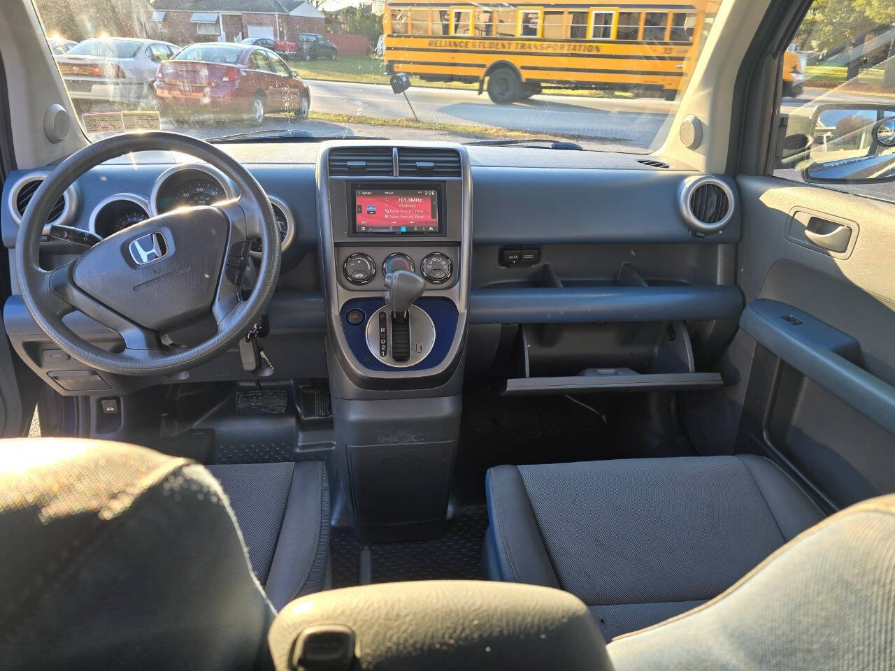 2003 Honda Element for sale at QUEENSGATE AUTO SALES in York, PA