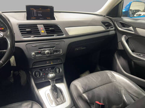 2017 Audi Q3 2.0T Premium