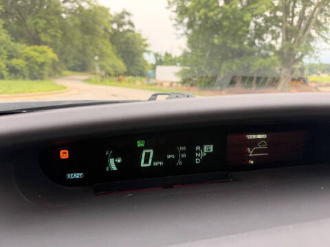 2014 Toyota Prius Three