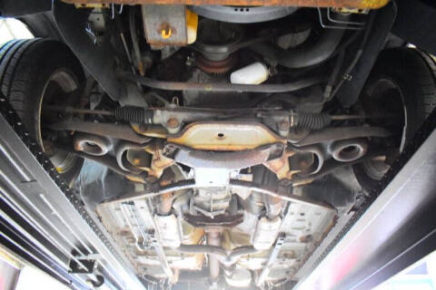 2004 Ford Mustang Deluxe