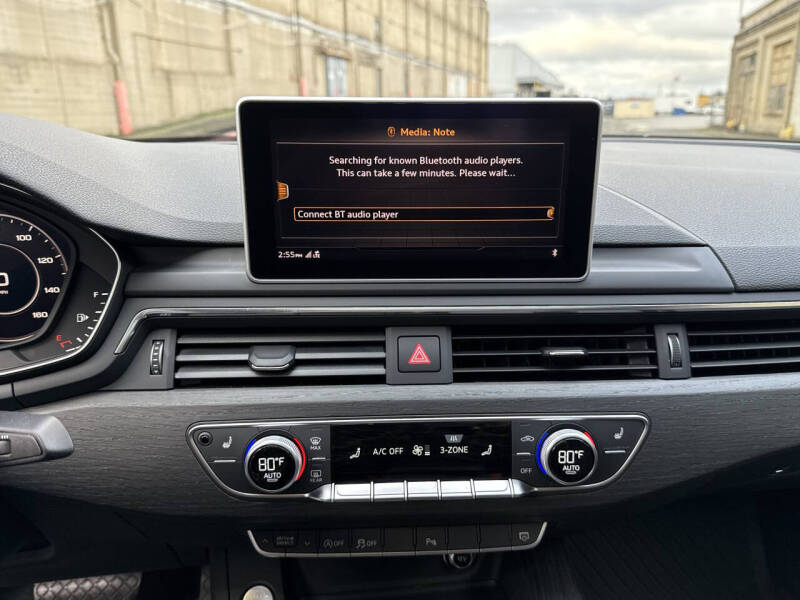 2017 Audi A4 2.0T quattro Premium Plus