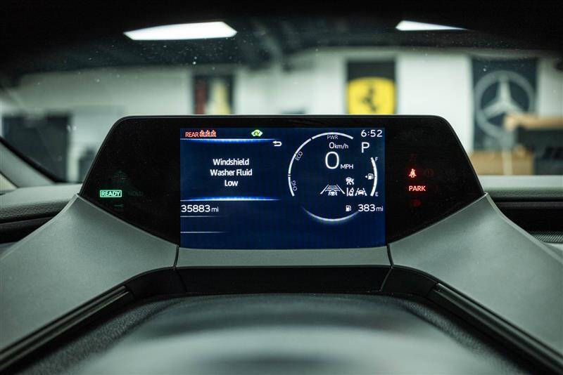 2024 Toyota Prius LE