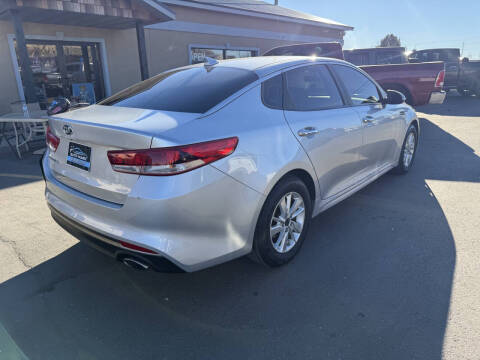 2017 Kia Optima LX