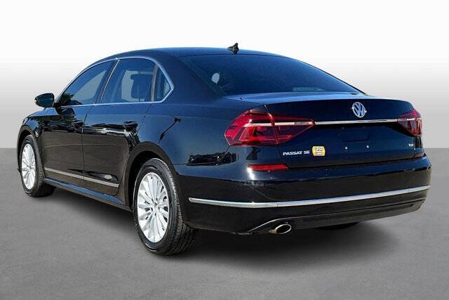 2017 Volkswagen Passat 1.8T SE