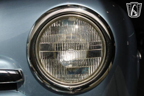 1947 Ford Super Deluxe