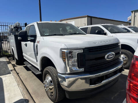 2019 Ford F-350 Super Duty for sale at TWIN CITY MOTORS in Houston TX