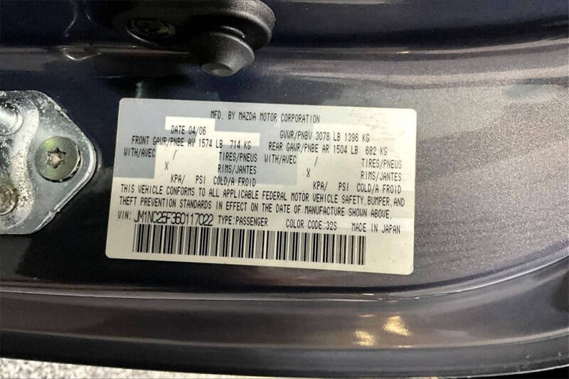 2006 Mazda MX-5 Miata