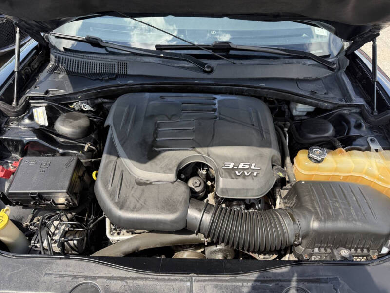 2012 Dodge Charger SE